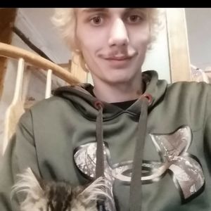 Meet your Posher, Thomas